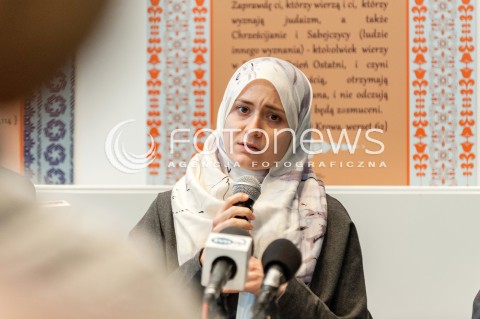  27.11.2017 WARSZAWA<br />
KONFERENCJA W CENTRUM KULTURY MUZULMASKIEJ DOTYCZACA DEWASTACJI OSRODKA<br />
N/Z ANNA LUKJANOWICZ<br />
 