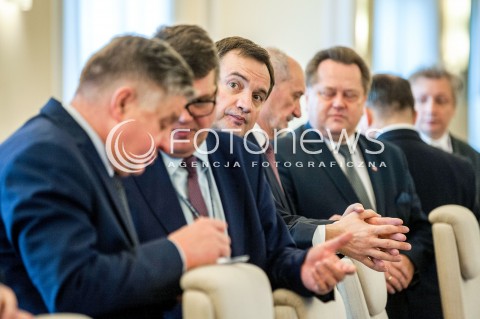 28.11.2017 WARSZAWA<br />POSIEDZENIE RADY MINISTROW<br />N/Z ZBIGNIEW ZIOBRO ANTONI MACIEREWICZ JAROSLAW ZIELINSKI<br /> 