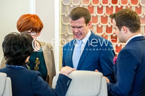  28.11.2017 WARSZAWA<br />POSIEDZENIE RADY MINISTROW<br />N/Z WITOLD BANKA ELZBIETA RAFALSKA<br /> 