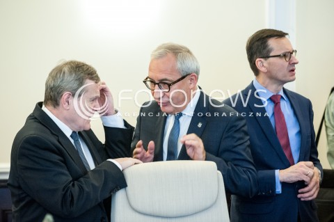  28.11.2017 WARSZAWA<br />POSIEDZENIE RADY MINISTROW<br />N/Z PIOTR GLINSKI KAZIMIERZ SMOLINSKI MATEUSZ MORAWIECKI<br /> 