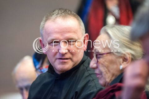  01.12.2017 WARSZAWA<br />SPOTKANIE Z KSIEDZEM ADAMEM BONIECKIM W MUZEUM POLIN PT. WOLNOSCI ODDAC NIE UMIEM <br />N/Z WOJCIECH LEMANSKI<br /> 