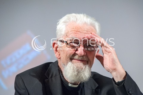  01.12.2017 WARSZAWA<br />SPOTKANIE Z KSIEDZEM ADAMEM BONIECKIM W MUZEUM POLIN PT. WOLNOSCI ODDAC NIE UMIEM <br />N/Z ADAM BONIECKI<br /> 