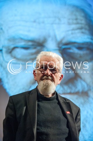 01.12.2017 WARSZAWA<br />SPOTKANIE Z KSIEDZEM ADAMEM BONIECKIM W MUZEUM POLIN PT. WOLNOSCI ODDAC NIE UMIEM <br />N/Z ADAM BONIECKI<br /> 