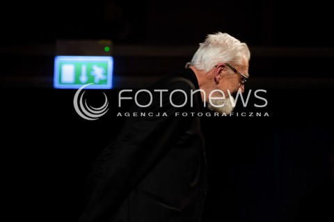  01.12.2017 WARSZAWA<br />SPOTKANIE Z KSIEDZEM ADAMEM BONIECKIM W MUZEUM POLIN PT. WOLNOSCI ODDAC NIE UMIEM <br />N/Z ADAM BONIECKI<br /> 