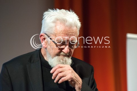  01.12.2017 WARSZAWA<br />SPOTKANIE Z KSIEDZEM ADAMEM BONIECKIM W MUZEUM POLIN PT. WOLNOSCI ODDAC NIE UMIEM <br />N/Z ADAM BONIECKI<br /> 
