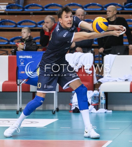  01.12.2017 RZESZOW<br />SIATKOWKA PLUSLIGA 2017/2018 MEN VOLLEYBALL POLAND POLISH PLUS LIGA LEAGUE SEASON 2017/2018<br />MECZ ASSECO RESOVIA RZESZOW - ONICO WARSZAWA <br />N/Z WOJCIECH WLODARCZYK SYLWETKA <br /> 