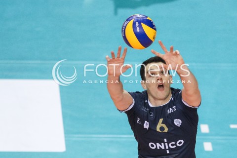  01.12.2017 RZESZOW<br />SIATKOWKA PLUSLIGA 2017/2018 MEN VOLLEYBALL POLAND POLISH PLUS LIGA LEAGUE SEASON 2017/2018<br />MECZ ASSECO RESOVIA RZESZOW - ONICO WARSZAWA <br />N/Z ANTOINE BRIZARD SYLWETKA <br /> 