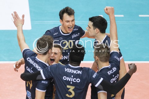  01.12.2017 RZESZOW<br />SIATKOWKA PLUSLIGA 2017/2018 MEN VOLLEYBALL POLAND POLISH PLUS LIGA LEAGUE SEASON 2017/2018<br />MECZ ASSECO RESOVIA RZESZOW - ONICO WARSZAWA <br />N/Z WOJCIECH WLODARCZYK ANTOINE BRIZARD DAMIAN WOJTASZEK RADOSC EMOCJE <br /> 