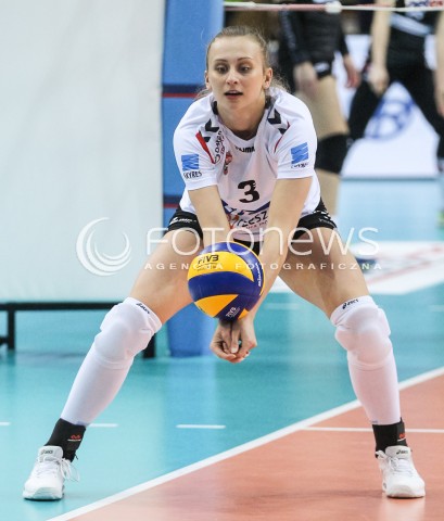  03.12.2017 RZESZOW <br />SIATKOWKA LIGA SIATKOWKI KOBIET LSK 2017/2018 WOMEN VOLLEYBALL POLAND POLISH LEAGUE <br />MECZ DEVELOPRES SKYRES RZESZOW - LKS COMMERCECON LODZ <br />N/Z MONIKA PTAK SYLWETKA <br /> 