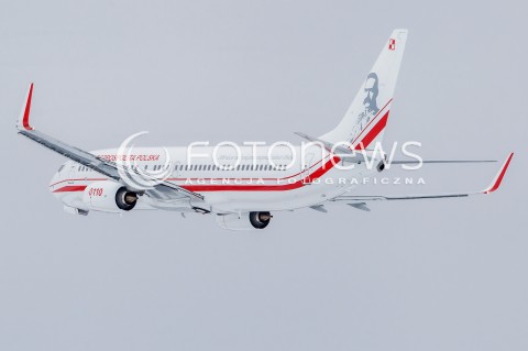  05.12.2017  LOTNISKO RZESZOW - JASIONKA<br />LOTY TRENINGOWE NOWEGO SAMOLOTU RZADOWEGO BOEING 737 NR BOCZNY 0110 W SPECJALNYM MALOWANIU OKOLICZNOSCIOWYM NA 100-LECIE ODZYSKANIA NIEPODLEGLOSCI. NA OGONIE SAMOLOTU WIDNIEJE SYLWETKA JOZEFA PILSUDSKIEGO<br />SAMOLOT WEJDZIE DO SLUZBY W POLOWIE 2018 ROKU I BEDZIE SLUZYL DO TRANSPORTU NAJWAZNIEJSZYCH OSOB W PANSTWIE <br />N/Z NOWY SAMOLOT RZADOWY BOEING 737-86X<br /> 