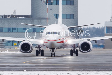  05.12.2017  LOTNISKO RZESZOW - JASIONKA<br />LOTY TRENINGOWE NOWEGO SAMOLOTU RZADOWEGO BOEING 737 NR BOCZNY 0110 W SPECJALNYM MALOWANIU OKOLICZNOSCIOWYM NA 100-LECIE ODZYSKANIA NIEPODLEGLOSCI. NA OGONIE SAMOLOTU WIDNIEJE SYLWETKA JOZEFA PILSUDSKIEGO<br />SAMOLOT WEJDZIE DO SLUZBY W POLOWIE 2018 ROKU I BEDZIE SLUZYL DO TRANSPORTU NAJWAZNIEJSZYCH OSOB W PANSTWIE <br />N/Z NOWY SAMOLOT RZADOWY BOEING 737-86X<br /> 