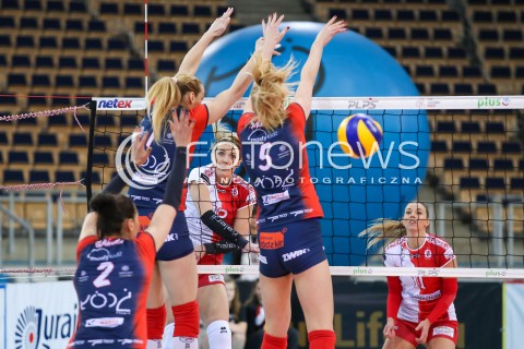  07.12.2017 LODZ SIATKOWKA ORLEN LIGA SEZON 2017/2018<br />
LKS COMMERCECON LODZ - GROT BUDOWLANI LODZ<br />
N/Z IZABELA KOWALINSKA<br />
 