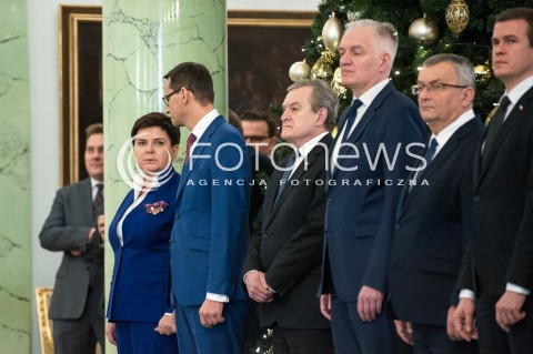  08.12.2017 WARSZAWA<br />UROCZYSTOSC PRZYJECIA DYMISJI RADY MINISTROW I NOMINACJI NA STANOWSKO PREZESA RADY MINISTROW<br />N/Z BEATA SZYDLO MATEUSZ MORAWIECKI JAROSLAW GOWIN PIOTR GLINSKI<br /> 