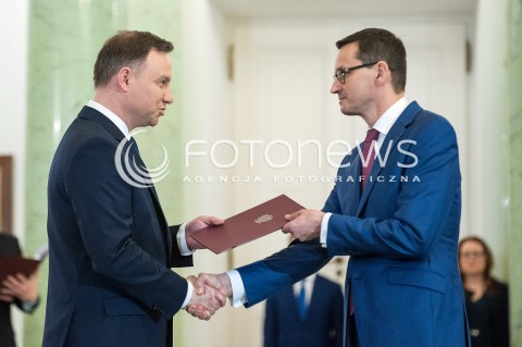 Dymisja Beaty Szydło i desygnacja Mateusza Morawieckiego w Warszawie