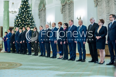  08.12.2017 WARSZAWA<br />UROCZYSTOSC PRZYJECIA DYMISJI RADY MINISTROW I NOMINACJI NA STANOWSKO PREZESA RADY MINISTROW<br />N/Z MINISTROWIE RZADU BEATY SZYDLO BEATA SZYDLO ANTONI MACIEREWICZ MATEUSZ MORAWIECKI PIOTR GLINSKI JAROSLAW GOWIN MATEUSZ MORAWIECKI ANDRZEJ ADAMCZYK WITOLD BANKA MATEUSZ BLASZCZAK MAREK GROBARCZYK KRZYSZTOF JURGIEL KONSTANTY RADZIWILL ELZBIETA RAFALSKA ANNA STREZYNSKA JAN SZYSZKO KRZYSZTOF TCHORZEWSKI WITOLD WASZCZYKOWSKI ANNA ZALEWSKA ZBIGNIEW ZIOBRO<br /> 