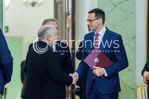  08.12.2017 WARSZAWA<br />UROCZYSTOSC PRZYJECIA DYMISJI RADY MINISTROW I NOMINACJI NA STANOWSKO PREZESA RADY MINISTROW<br />N/Z JAROSLAW KACZYNSKI MATEUSZ MORAWIECKI<br /> 