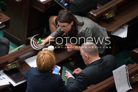  08.12.2017 WARSZAWA SEJM<br />POSIEDZENIE SEJMU<br />N/Z PAULINA HENNIG - KLOSKA KAMILA GASIUK - PIHOWICZ<br /> 