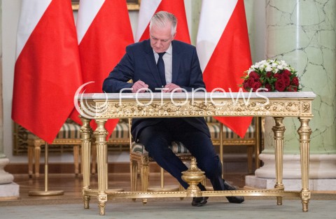  11.12.2017 WARSZAWA<br />POWOLANIE RZADU MATEUSZA MORAWIECKIEGO<br />N/Z JAROSLAW GOWIN<br /> 
