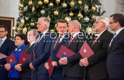  11.12.2017 WARSZAWA<br />POWOLANIE RZADU MATEUSZA MORAWIECKIEGO<br />N/Z BEATA SZYDLO ANTONI MACIEREWICZ ZBIGNIEW ZIOBRO WITOLD WASZCZYKOWSKI MARIUSZ BLASZCZAK BEATA SZYDLO PIOTR GLINSKI JAROSLAW GOWIN<br /> 
