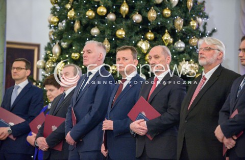  11.12.2017 WARSZAWA<br />POWOLANIE RZADU MATEUSZA MORAWIECKIEGO<br />N/Z MINISTROWIE RZADU MATEUSZ MORAWIECKI BEATA SZYDLO ANTONI MACIEREWICZ WITOLD WASZCZYKOWSKI MARIUSZ BLASZCZAK PIOTR GLINSKI JAROSLAW GOWIN<br /> 