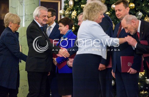  11.12.2017 WARSZAWA<br />POWOLANIE RZADU MATEUSZA MORAWIECKIEGO<br />N/Z JULIA PRZYLEBSKA RYSZARD TERLECKI BEATA SZYDLO ANTONI MACIEREWICZ MARIUSZ BLASZCZAK<br /> 