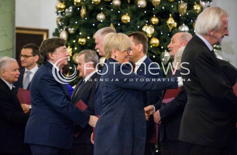  11.12.2017 WARSZAWA<br />POWOLANIE RZADU MATEUSZA MORAWIECKIEGO<br />N/Z JAROSLAW KACZYNSKI MATEUSZ MORAWIECKI PIOTR GLINSKI JULIA PRZYLEBSKA ANTONI MACIEREWICZ<br /> 