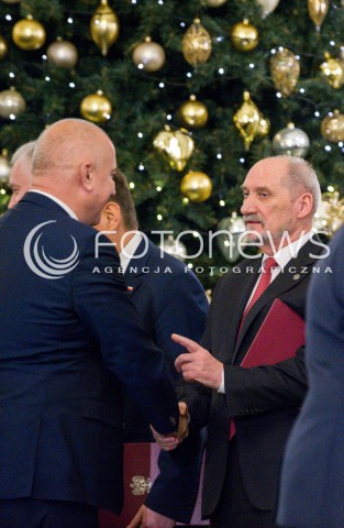  11.12.2017 WARSZAWA<br />POWOLANIE RZADU MATEUSZA MORAWIECKIEGO<br />N/Z ANTONI MACIEREWICZ JOACHIM BRUDZINSKI<br /> 