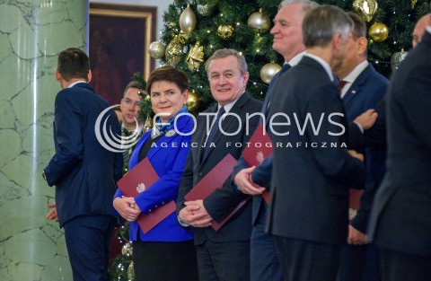  11.12.2017 WARSZAWA<br />POWOLANIE RZADU MATEUSZA MORAWIECKIEGO<br />N/Z BEATA SZYDLO PIOTR GLINSKI JAROSLAW GOWIN<br /> 