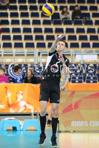  12.12.2017 LODZ<br />
SIATKOWKA KLUBOWE MISTRZOSTWA SWIATA 2017 MEN VOLLEYBALL POLAND <br />
PGE SKRA BELCHATOW - SHANGHAI VC<br />
N/Z MARIUSZ WLAZLY SYLWETKA<br />
 