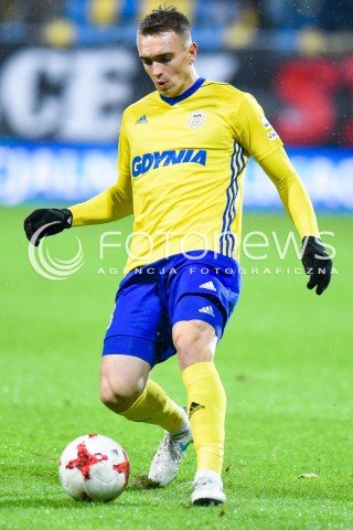  12.12.2017 GDYNIA<br />PILKA NOZNA - EKSTRAKLASA SEZON 2017/2018<br />MECZ ARKA GDYNIA - GORNIK ZABRZE<br />N/Z MARCIN WARCHOLAK<br /> 