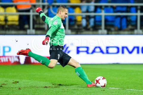  12.12.2017 GDYNIA<br />PILKA NOZNA - EKSTRAKLASA SEZON 2017/2018<br />MECZ ARKA GDYNIA - GORNIK ZABRZE<br />N/Z TOMASZ LOSKA<br /> 