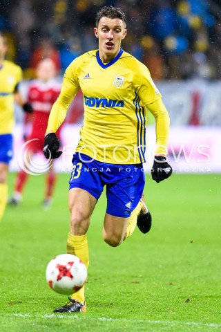 12.12.2017 GDYNIA<br />PILKA NOZNA - EKSTRAKLASA SEZON 2017/2018<br />MECZ ARKA GDYNIA - GORNIK ZABRZE<br />N/Z DAMIAN ZBOZIEN<br /> 