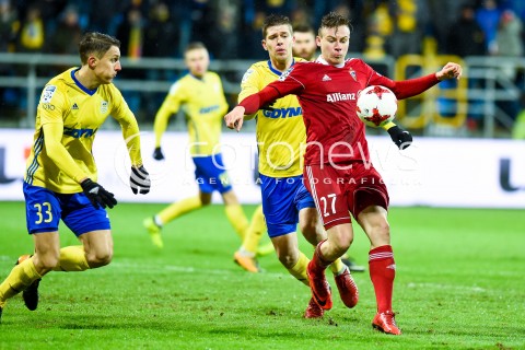  12.12.2017 GDYNIA<br />PILKA NOZNA - EKSTRAKLASA SEZON 2017/2018<br />MECZ ARKA GDYNIA - GORNIK ZABRZE<br />N/Z DAMIAN ZBOZIEN MICHAL MARCJANIK SZYMON ZURKOWSKI<br /> 