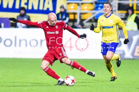  12.12.2017 GDYNIA<br />PILKA NOZNA - EKSTRAKLASA SEZON 2017/2018<br />MECZ ARKA GDYNIA - GORNIK ZABRZE<br />N/Z RAFAL KURZAWA DAMIAN ZBOZIEN<br /> 