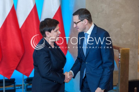  13.12.2017 WARSZAWA<br />POWITANIE PREMIERA MATEUSZA MORAWIECKIEGO W KANCELARII PREZESA RADY MINISTROW<br />N/Z BEATA SZYDLO MATEUSZ MORAWIECKI<br /> 
