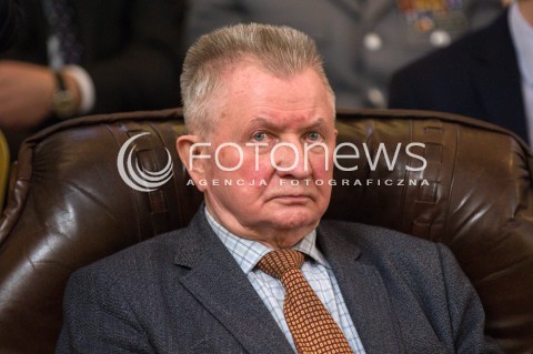  13.12.2017 WARSZAWA<br />KONFERENCJA STRATEGIA CZY PLAN KREMLA DEBATA STOWARZYSZENIA EUROATLANTYCKIEGO<br />N/Z LONGIN PASTUSIAK<br /> 