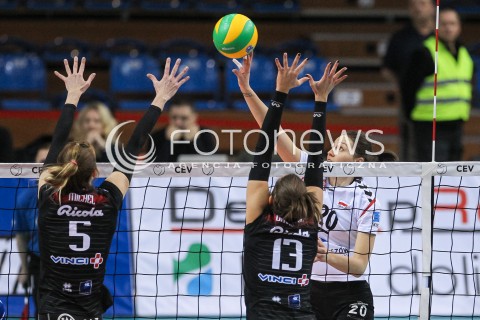  13.12.2017 RZESZOW POLAND<br />SIATKOWKA LIGA MISTRZYN <br />2018 CEV VOLLEYBALL CHAMPIONS LEAGUE - WOMEN <br />MECZ DEVELOPRES SKYRES RZESZOW - ASPTT MULHOUSE VB <br />N/Z JELENA BLAGOJEVIC <br /> 