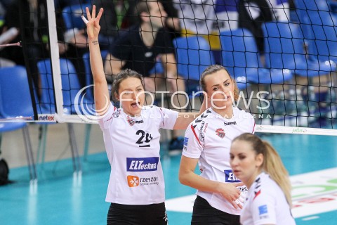  16.12.2017 RZESZOW <br />SIATKOWKA LIGA SIATKOWKI KOBIET LSK 2017/2018 WOMEN VOLLEYBALL POLAND POLISH LEAGUE <br />MECZ DEVELOPRES SKYRES RZESZOW - POLI BUDOWLANI TORUN<br />N/Z JELENA BLAGOJEVIC KATARZYNA ZABINSKA RADOSC EMOCJE <br /> 