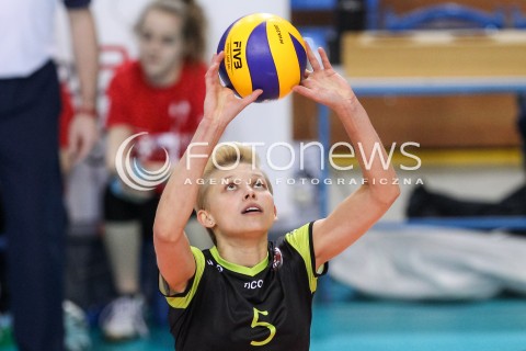  16.12.2017 RZESZOW <br />SIATKOWKA LIGA SIATKOWKI KOBIET LSK 2017/2018 WOMEN VOLLEYBALL POLAND POLISH LEAGUE <br />MECZ DEVELOPRES SKYRES RZESZOW - POLI BUDOWLANI TORUN<br />N/Z GABRIELA JASINSKA SYLWETKA <br /> 