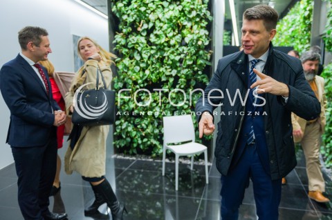  16.12.2017 WARSZAWA<br />RADA KRAJOWA NOWOCZESNEJ W WARSZAWIE<br />N/Z JOANNA SCHMIDT RYSZARD PETRU PAWEL RABIEJ<br /> 