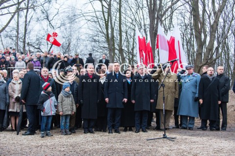  16.12.2017 GDYNIA<br />PANSTWOWY POGRZEB TRZECH KOMANDOROW OFIAR ZBRODNI KOMUNISTYCZNEJ Z UDZIALEM PREZYDENTA ANDRZEJA DUDY<br />N/Z DARIUSZ DRELICH ANDRZEJ DUDA PAWEL SOLOCH<br /> 