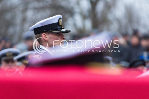  16.12.2017 GDYNIA<br />PANSTWOWY POGRZEB TRZECH KOMANDOROW OFIAR ZBRODNI KOMUNISTYCZNEJ Z UDZIALEM PREZYDENTA ANDRZEJA DUDY<br />N/Z ZOLNIERZ MARYNARKI WOJENNEJ<br /> 