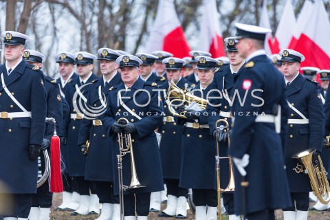  16.12.2017 GDYNIA<br />PANSTWOWY POGRZEB TRZECH KOMANDOROW OFIAR ZBRODNI KOMUNISTYCZNEJ Z UDZIALEM PREZYDENTA ANDRZEJA DUDY<br />N/Z ZOLNIERZE MARYNARKI WOJENNEJ<br /> 