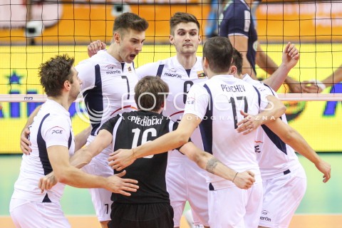  17.12.2017 KRAKOW ( TAURON ARENA ) SIATKOWKA MEZCZYZN <br />KLUBOWE MISTRZOSTWA SWIATA 2017<br />Mens Club Volleyball Championship Poland 2017<br />MECZ O 3. MIEJSCE ( 3rd Place Match ) <br />MECZ PGE SKRA BELCHATOW - SADA CRUZEIRO <br />N/Z KAROL KLOS BARTOSZ BEDNORZ RADOSC EMOCJE <br /> 