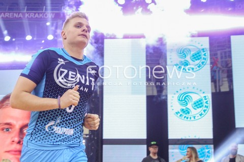  17.12.2017 KRAKOW ( TAURON ARENA ) SIATKOWKA MEZCZYZN <br />KLUBOWE MISTRZOSTWA SWIATA 2017<br />Mens Club Volleyball Championship Poland 2017<br />MECZ FINALOWY ( Final Match ) <br />MECZ ZENIT KAZAN - CUCINE LUBE CIVITANOVA <br />N/Z LORAN ALEKNO PREZENTACJA SYLWETKA <br /> 