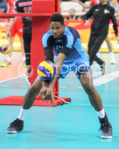  17.12.2017 KRAKOW ( TAURON ARENA ) SIATKOWKA MEZCZYZN <br />KLUBOWE MISTRZOSTWA SWIATA 2017<br />Mens Club Volleyball Championship Poland 2017<br />MECZ FINALOWY ( Final Match ) <br />MECZ ZENIT KAZAN - CUCINE LUBE CIVITANOVA <br />N/Z WILFREDO LEON VENERO SYLWETKA <br /> 