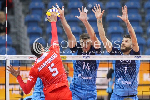  17.12.2017 KRAKOW ( TAURON ARENA ) SIATKOWKA MEZCZYZN <br />KLUBOWE MISTRZOSTWA SWIATA 2017<br />Mens Club Volleyball Championship Poland 2017<br />MECZ FINALOWY ( Final Match ) <br />MECZ ZENIT KAZAN - CUCINE LUBE CIVITANOVA <br />N/Z ALEKSANDER GUTSALJUK MATTHEW ANDERSON OSMANY JUANTORENA BLOK <br /> 