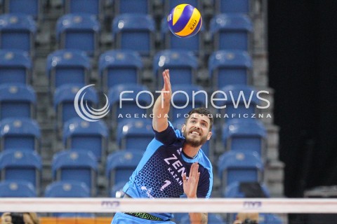  17.12.2017 KRAKOW ( TAURON ARENA ) SIATKOWKA MEZCZYZN <br />KLUBOWE MISTRZOSTWA SWIATA 2017<br />Mens Club Volleyball Championship Poland 2017<br />MECZ FINALOWY ( Final Match ) <br />MECZ ZENIT KAZAN - CUCINE LUBE CIVITANOVA <br />N/Z MATTHEW ANDERSON SYLWETKA ZAGRYWKA <br /> 
