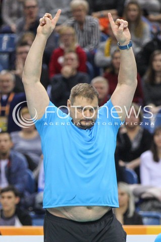  17.12.2017 KRAKOW ( TAURON ARENA ) SIATKOWKA MEZCZYZN <br />KLUBOWE MISTRZOSTWA SWIATA 2017<br />Mens Club Volleyball Championship Poland 2017<br />MECZ FINALOWY ( Final Match ) <br />MECZ ZENIT KAZAN - CUCINE LUBE CIVITANOVA <br />N/Z WLADIMIR ALEKNO - I TRENER ( HEAD COACH ) SYLWETKA RADOSC EMOCJE <br /> 
