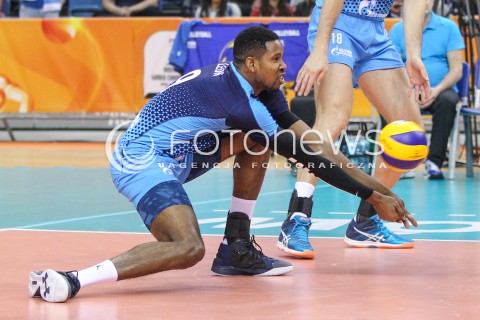  17.12.2017 KRAKOW ( TAURON ARENA ) SIATKOWKA MEZCZYZN <br />KLUBOWE MISTRZOSTWA SWIATA 2017<br />Mens Club Volleyball Championship Poland 2017<br />MECZ FINALOWY ( Final Match ) <br />MECZ ZENIT KAZAN - CUCINE LUBE CIVITANOVA <br />N/Z WILFREDO LEON VENERO SYLWETKA <br /> 